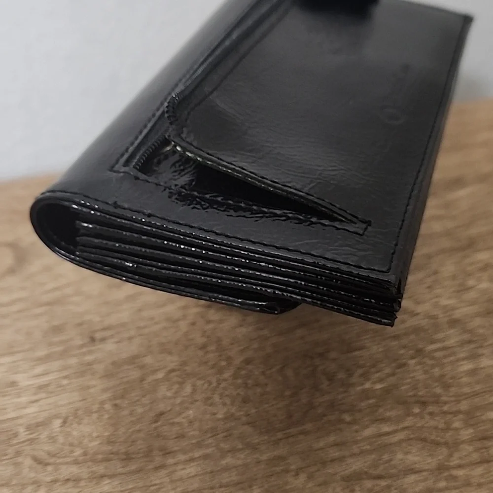 Franklin Covey Black Patent Leather Wallet with Tabs
